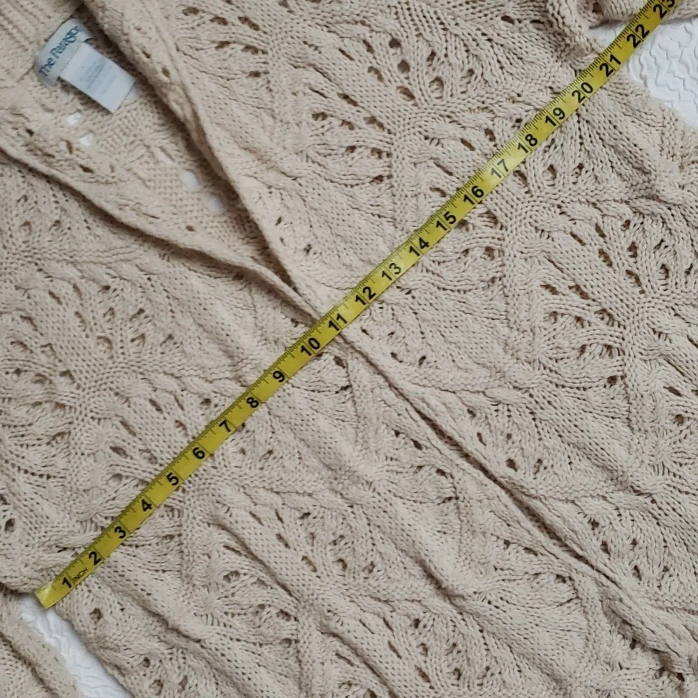THE PARAGON Open Front Cardigan, Fringed Loose Knit Cream Color, Size L